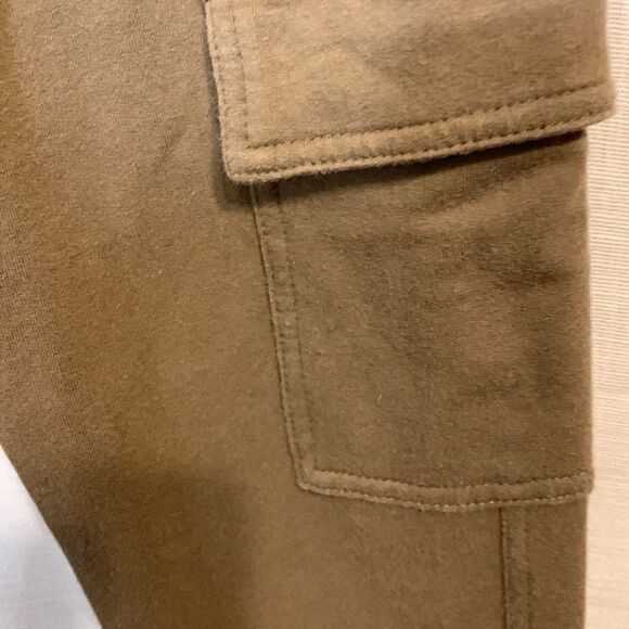 Matilda Jane Small Scouts Honor Pants with floral stitching on one leg - Picture 5 of 12